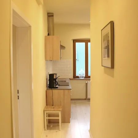 Pauline 3 Apartament *